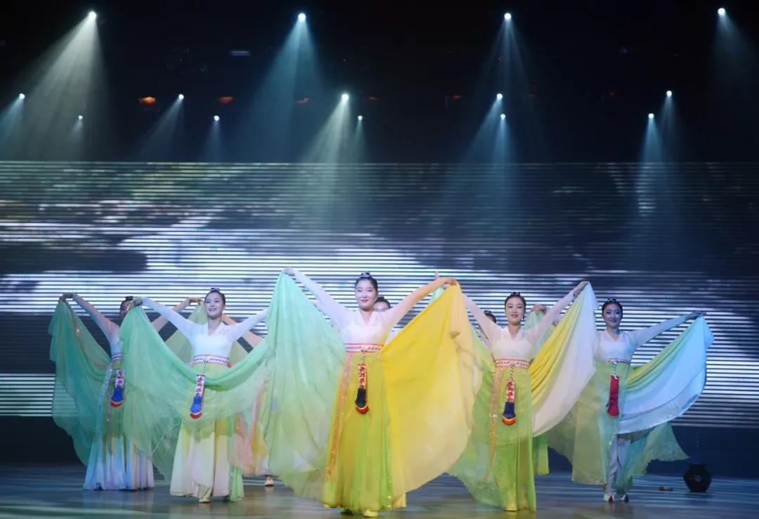 首届中国朝鲜族青年文学奖揭晓4.jpg
