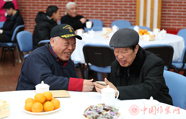 5c4fb43f4faf3.jpg 20190129 首都文学界迎春茶话会在京举行6.jpg