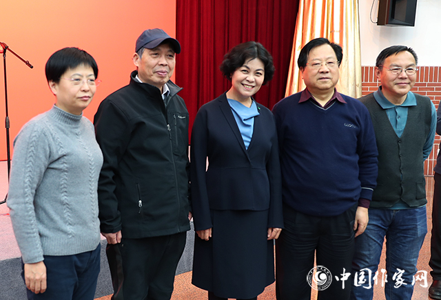 5c4fb74f4f7b0.jpg 20190129 首都文学界迎春茶话会在京举行10.jpg