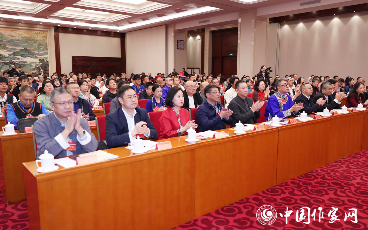 5dad6e7a34068.jpg 20191021 第六届全国少数民族文学创作会议在京开幕7.jpg