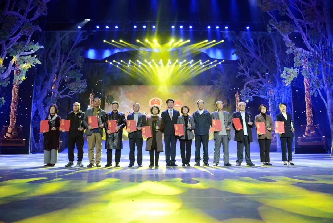 5daea3c57653d.jpg 20191022 我州举办首届中国朝鲜族诗歌节4.webp.jpg