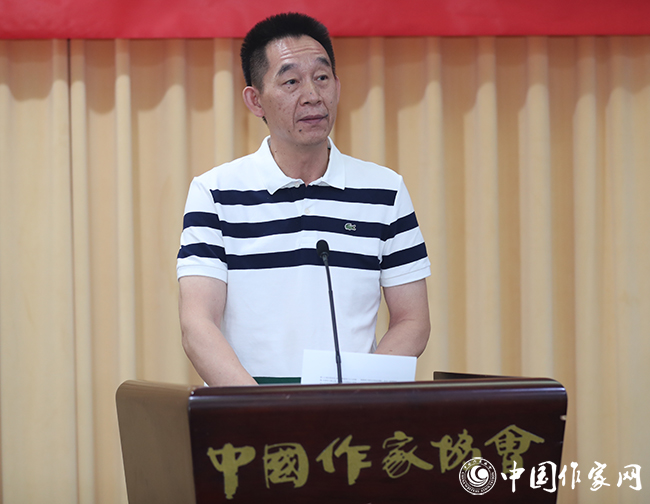 5f0ff560cc020.jpg 20200716 与人民同心 与时代同行 书写新时代的“创业史”8.jpg